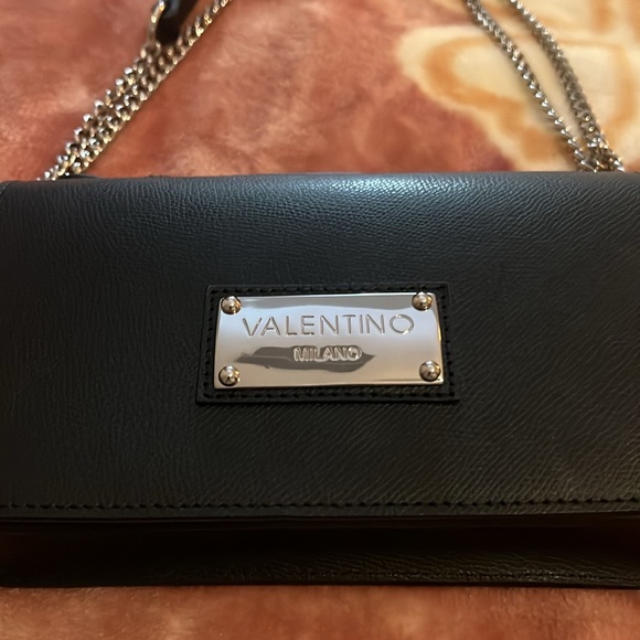 Black leather hide Valentino 8 inch purse - dual cross body/strap - Picture 2 of 7